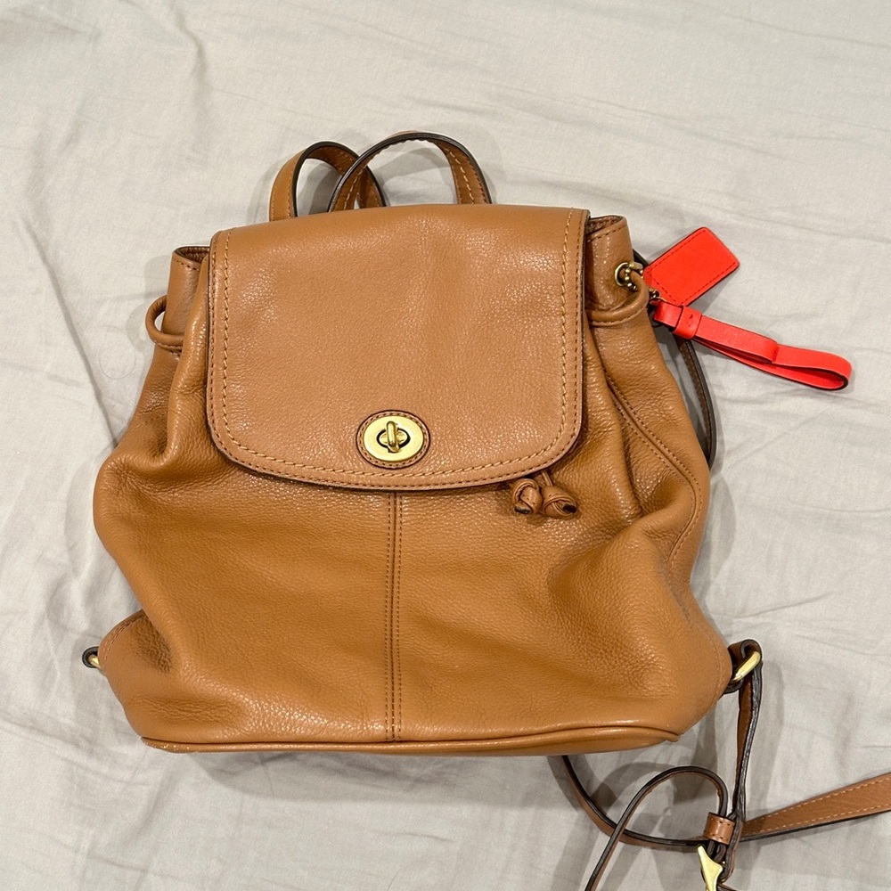 Coach Leather Backpack – Tan Pebbled Leather